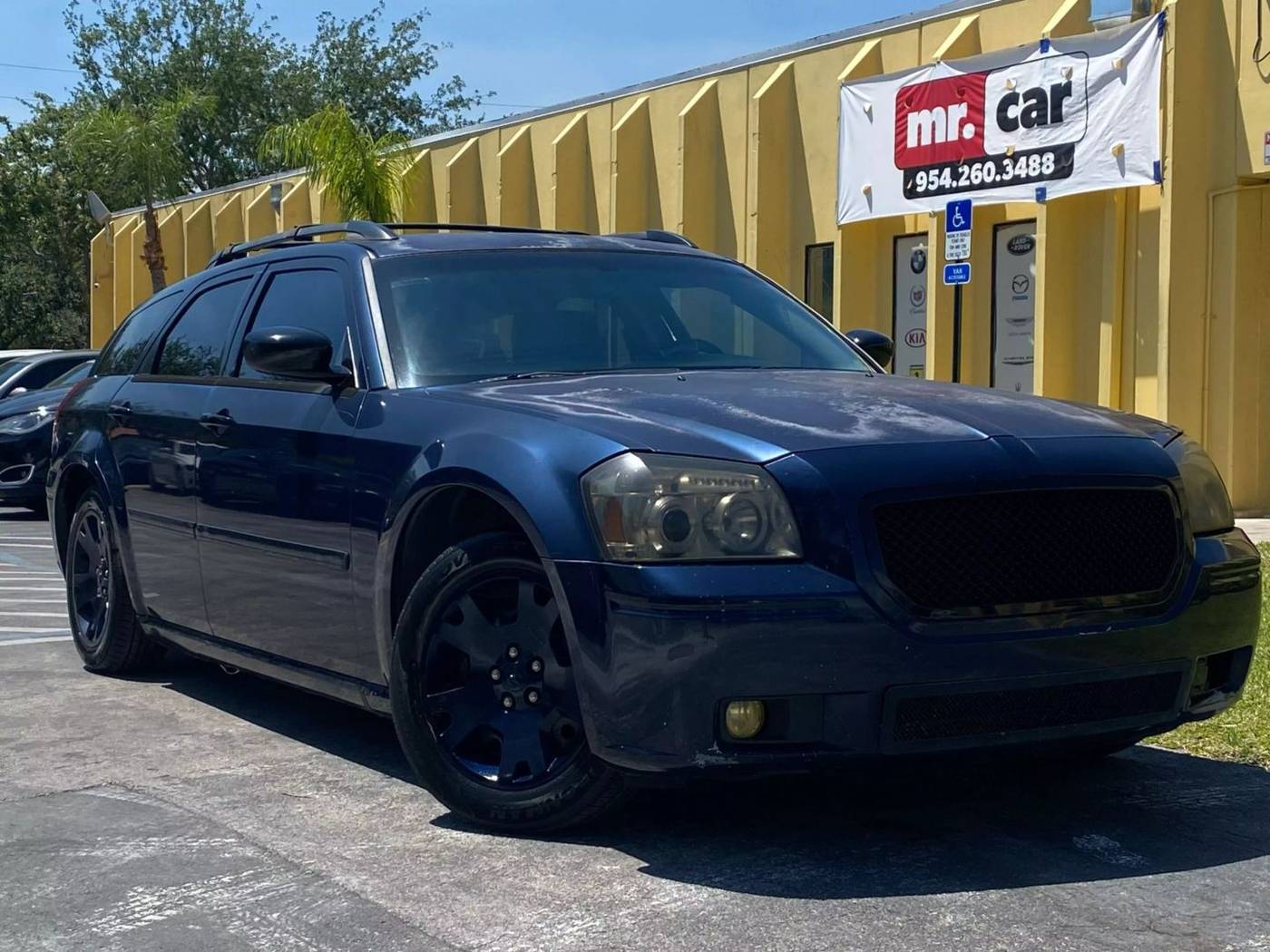 2006 Dodge Magnum Base — Wagon — 200,513 mi — Pompano, FL