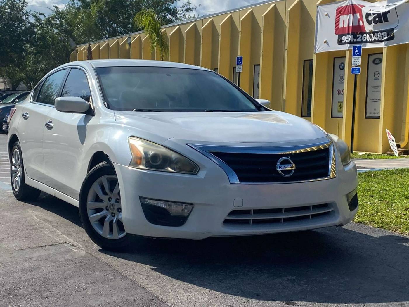 2013 Nissan Altima 2.5 S — Sedan — 119,861 mi — Pompano, FL