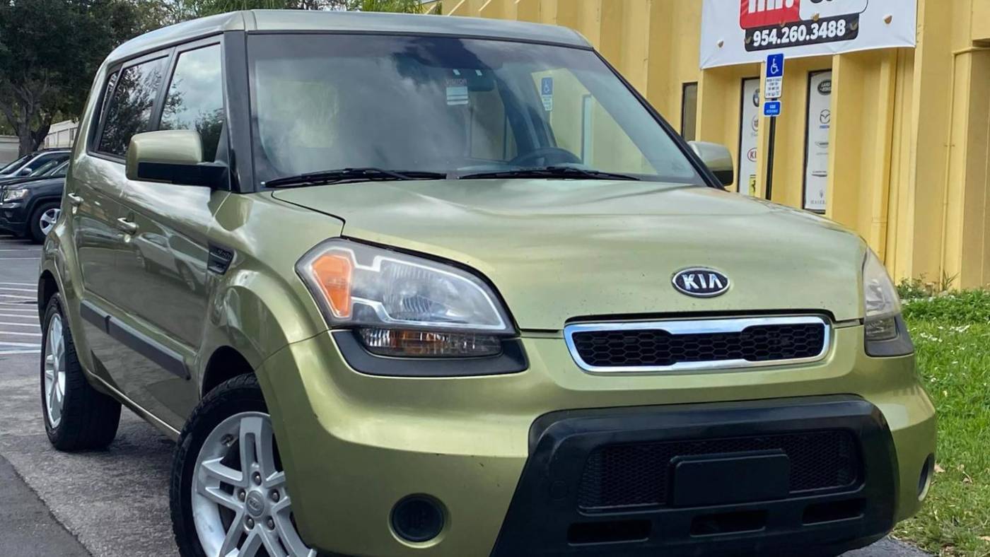 2011 Kia Soul + — Hatchback — 121,094 mi — Pompano, FL