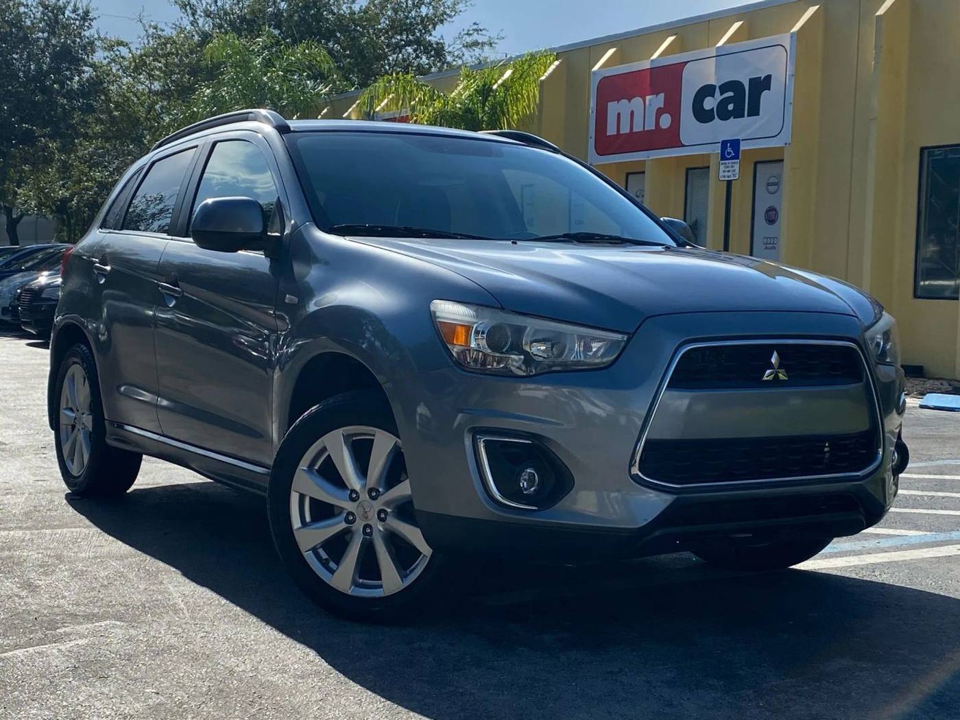 2013 Mitsubishi Outlander Sport SE — SUV — 142,010 mi — Pompano, FL