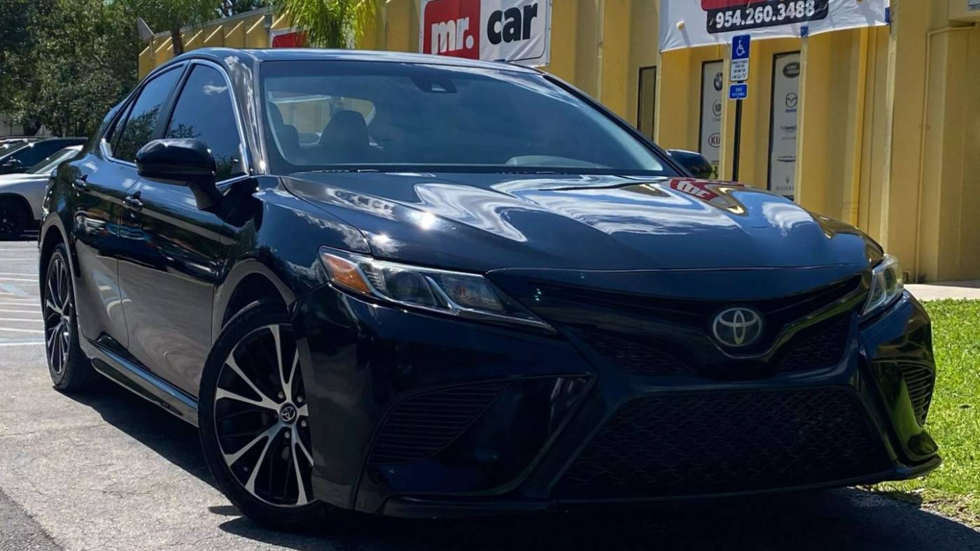 2018 Toyota Camry XLE