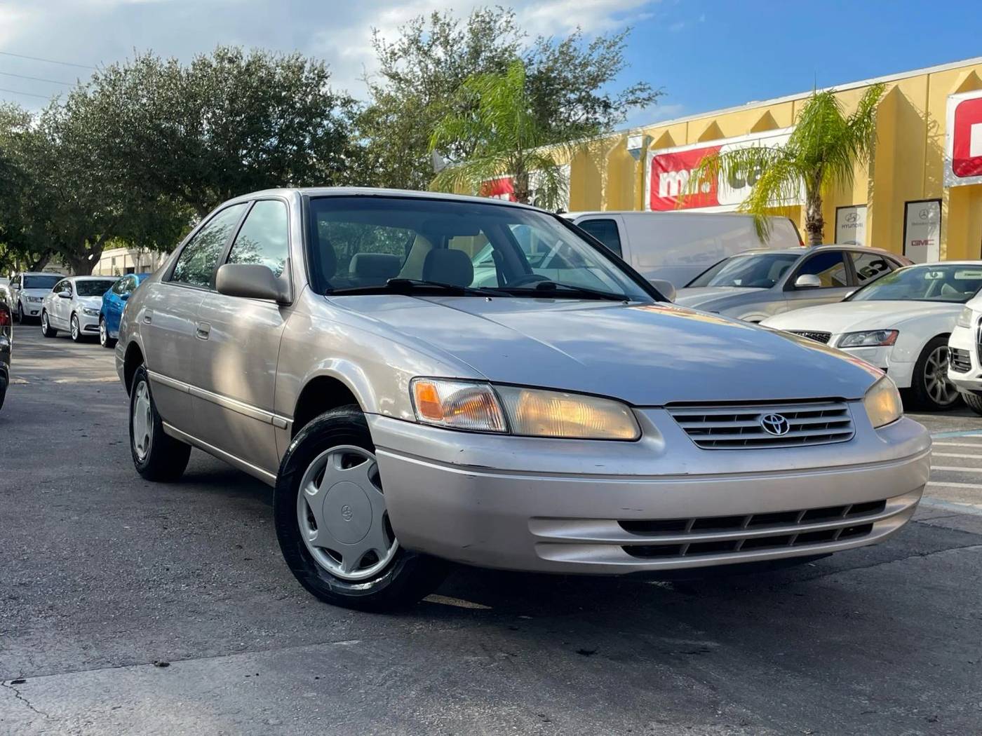 1999 Toyota Camry CE — Sedan — 146,509 mi — Pompano, FL