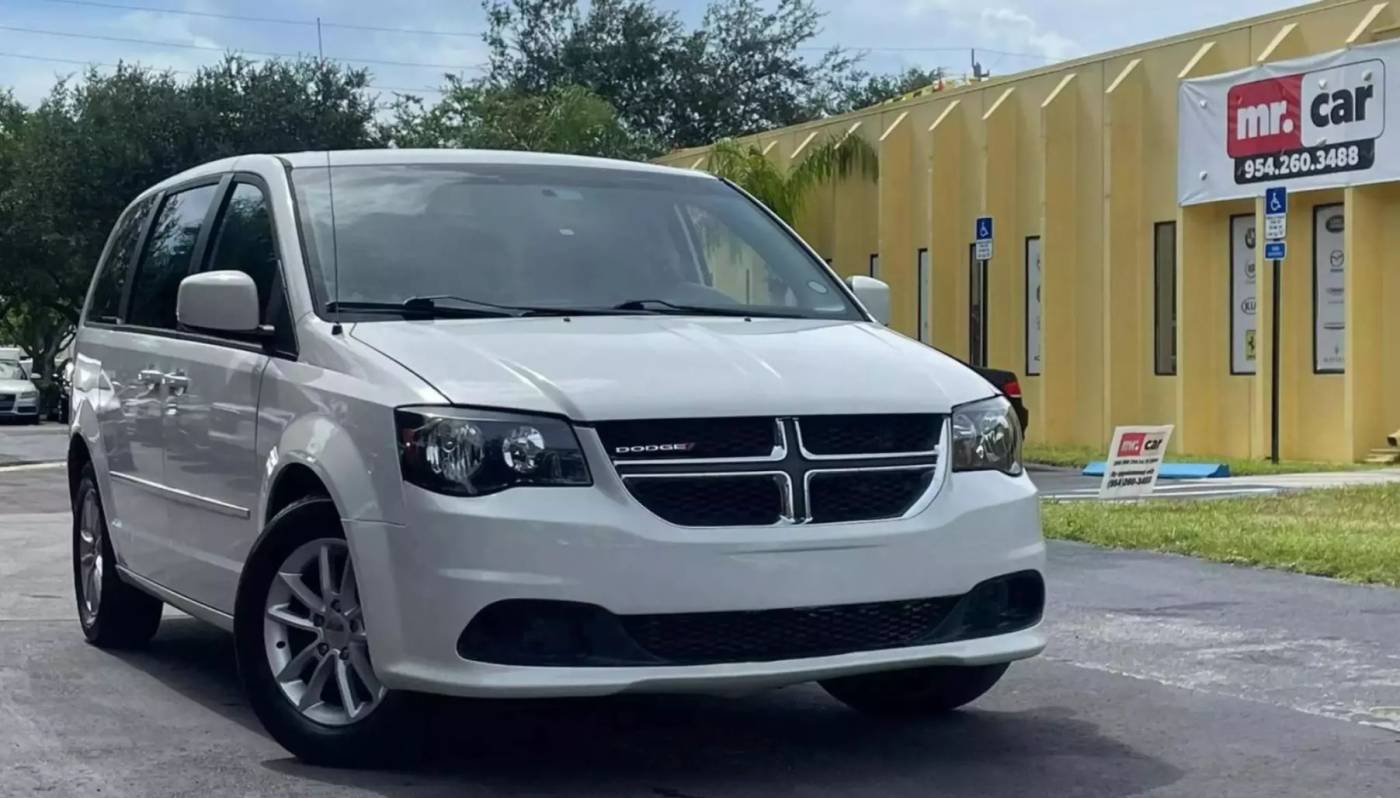 2013 Dodge Grand Caravan SXT — Minivan — 163,254 mi — Pompano, FL