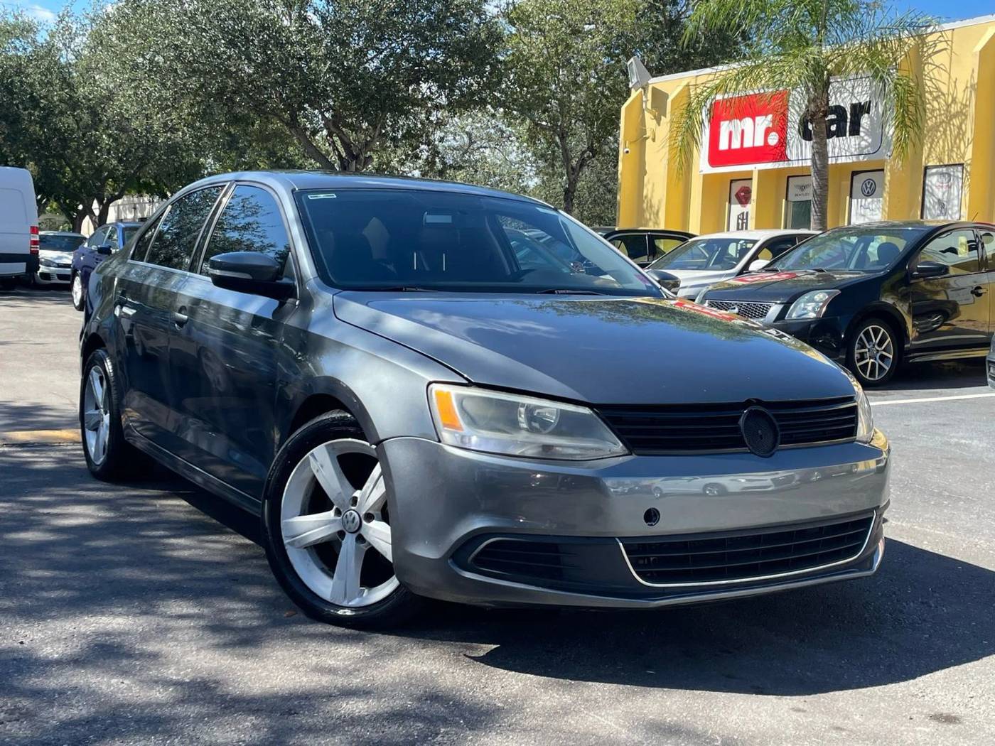 2013 Volkswagen Jetta SE — Sedan — 136,400 mi — Pompano, FL