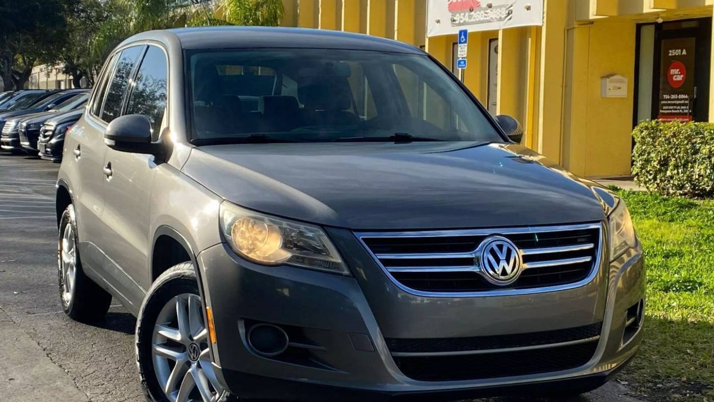 2010 Volkswagen Tiguan SEL