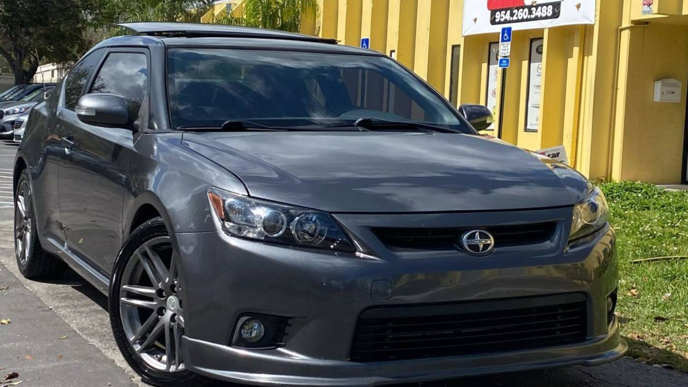 2013 Scion tC Base