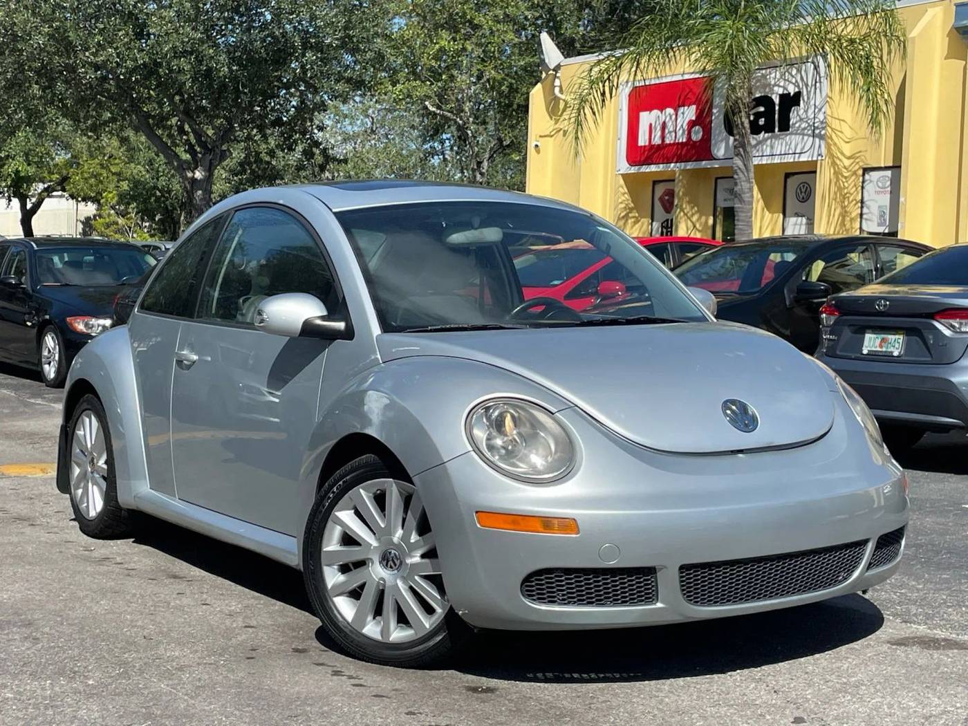 2008 Volkswagen New Beetle S — Hatchback — 167,243 mi — Pompano, FL