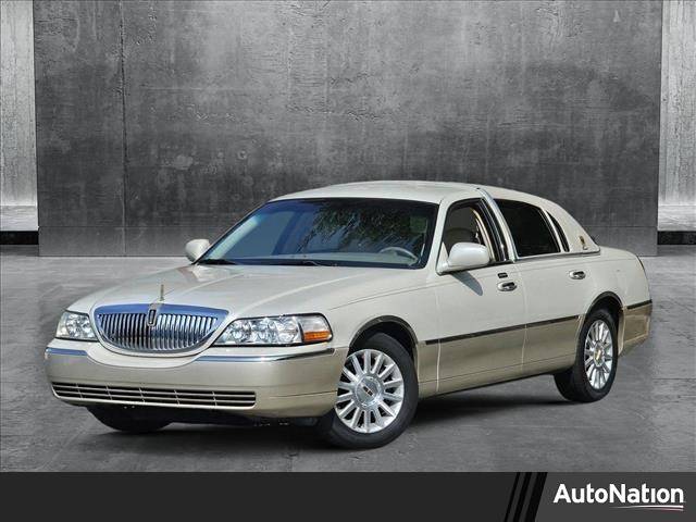 2004 Lincoln Town Car Signature — Sedan — 46,817 mi — Hardeeville, SC