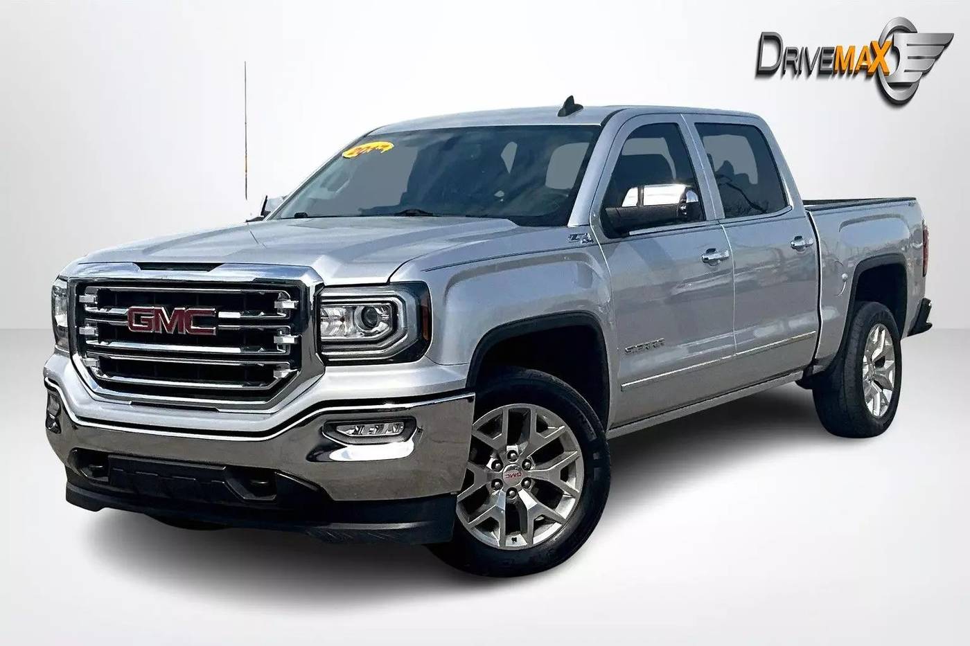 2017 GMC Sierra 1500 SLT — Pickup Truck — 165,755 mi — Memphis, TN