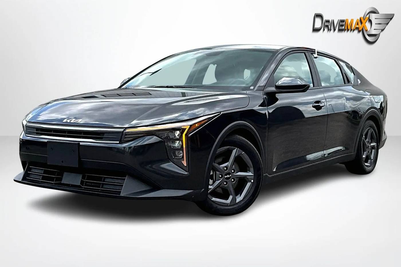 2025 Kia K4 LXS — Sedan — 4,582 mi — Memphis, TN
