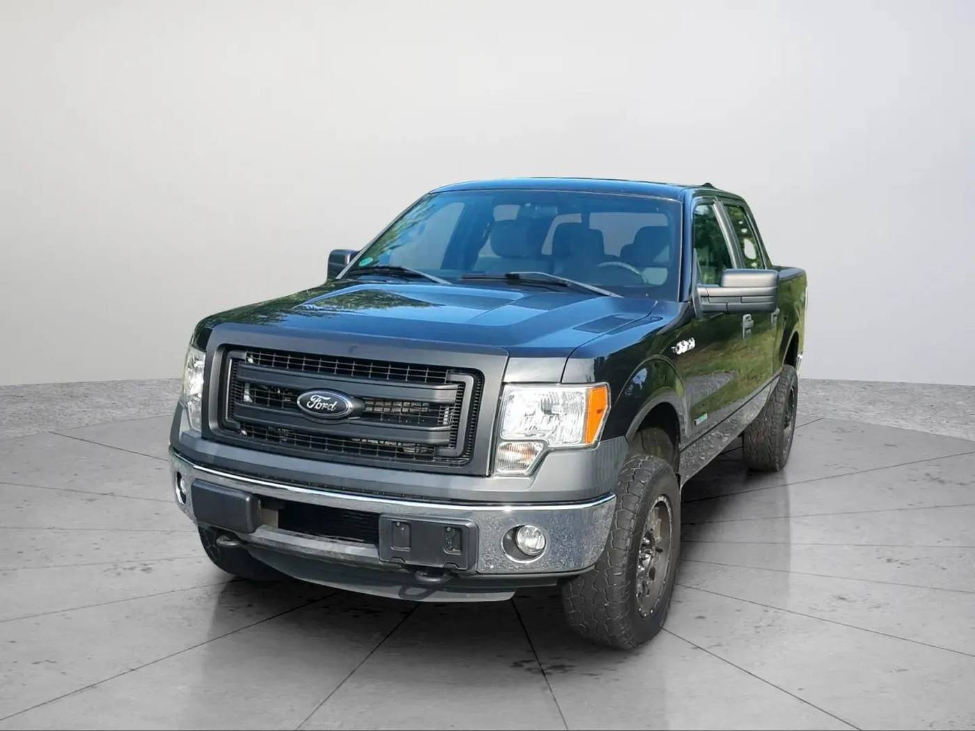 2013 Ford F-150 XL — Pickup Truck — 121,692 mi — Manchester, MD