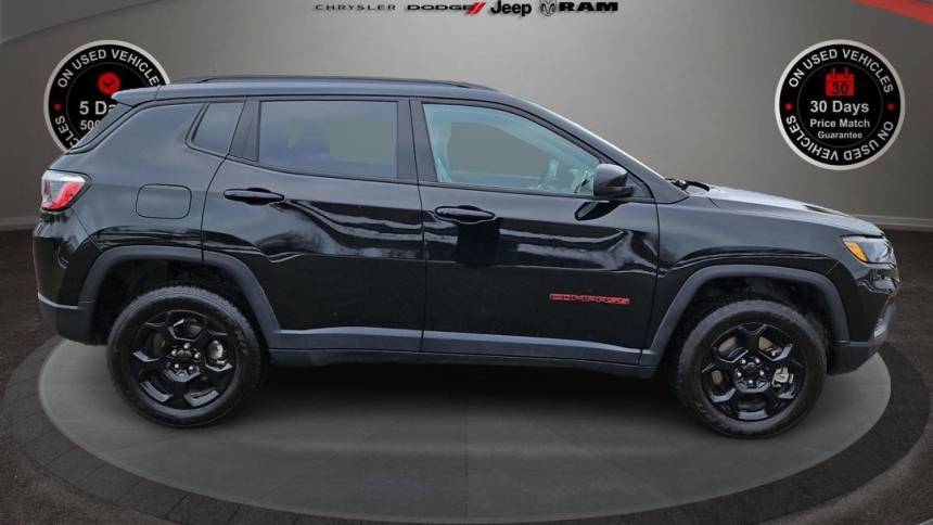 2023 Jeep Compass Trailhawk — SUV — 13,407 mi — Wayland, MI