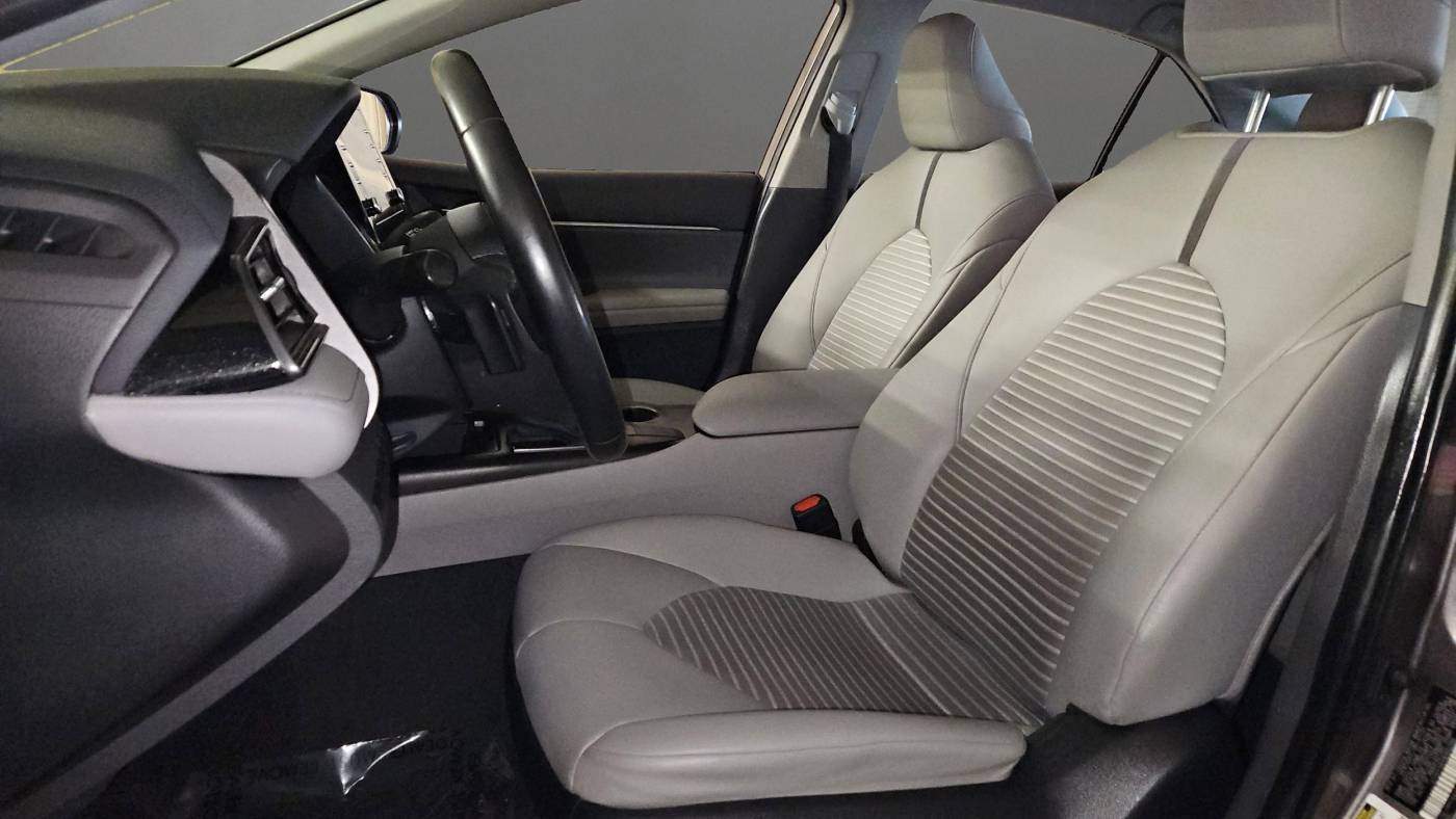 2022 Toyota Camry SE — Sedan — 102,862 mi — Wayland, MI