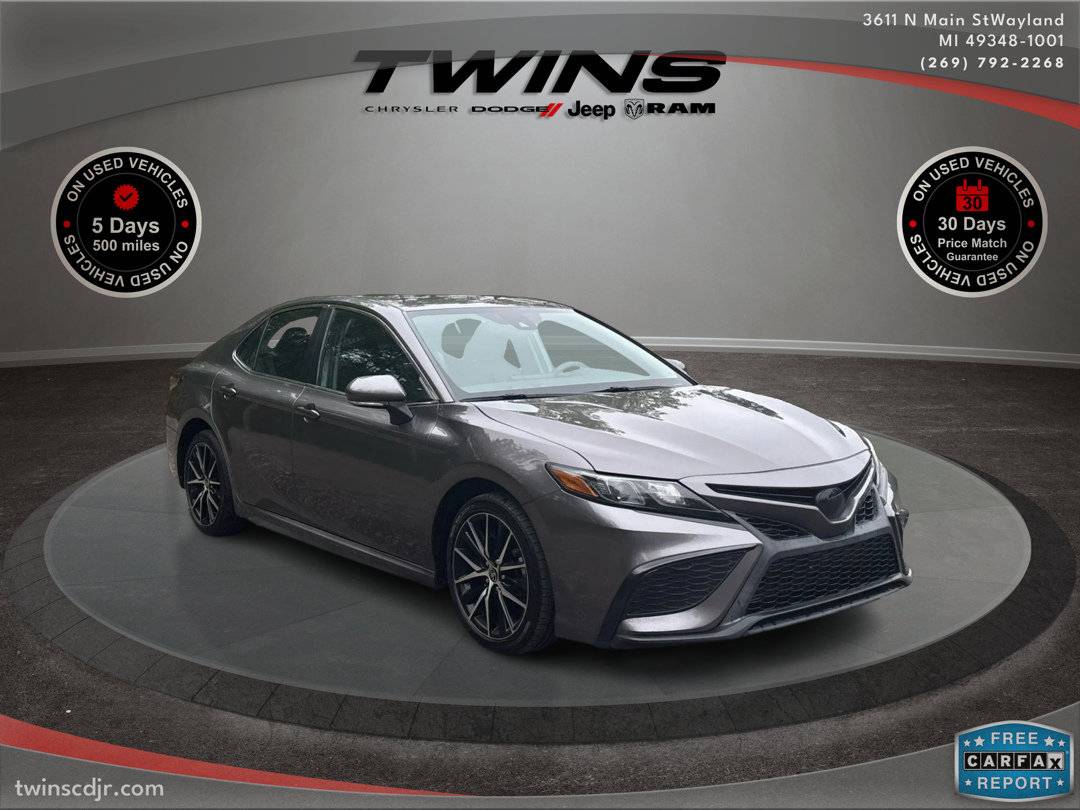 2022 Toyota Camry SE — Sedan — 56,447 mi — Wayland, MI