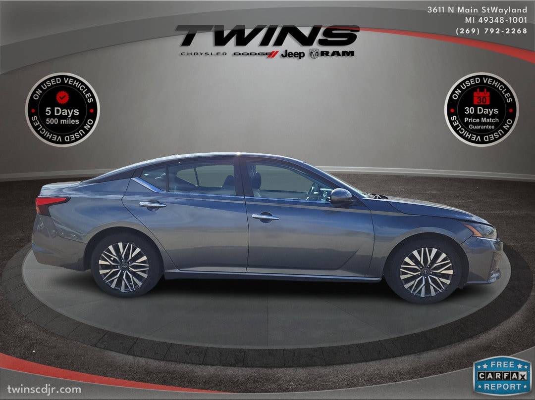 2023 Nissan Altima SV — Sedan — 56,603 mi — Wayland, MI