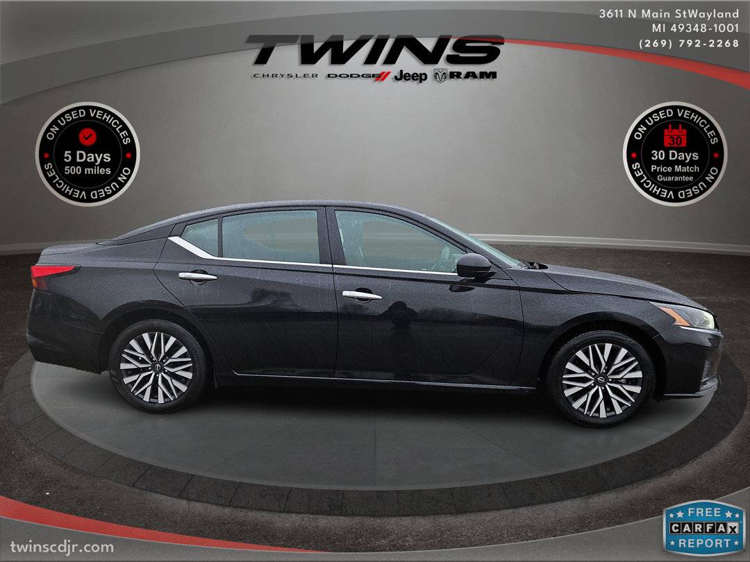 2024 Nissan Altima SV — Sedan — 35,818 mi — Wayland, MI