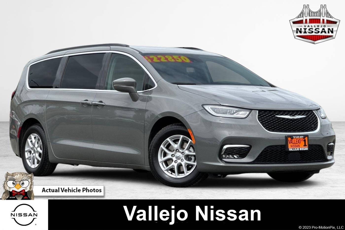 2022 Chrysler Pacifica Touring L — Minivan — 67,520 mi — Vallejo, CA