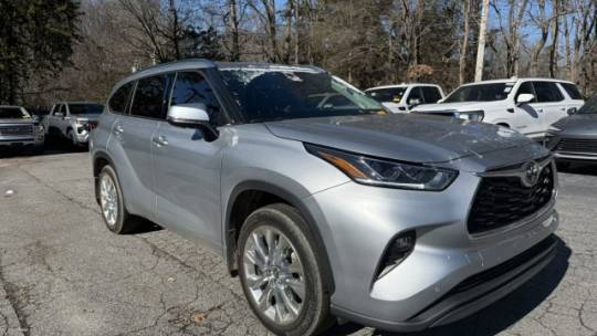 2024 Toyota Highlander Limited — SUV — 11,587 mi — High Point, NC