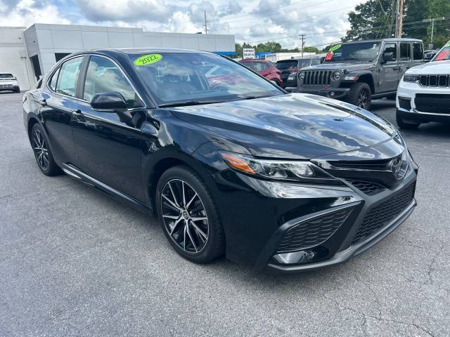 2022 Toyota Camry SE — Sedan — 70,156 mi — High Point, NC