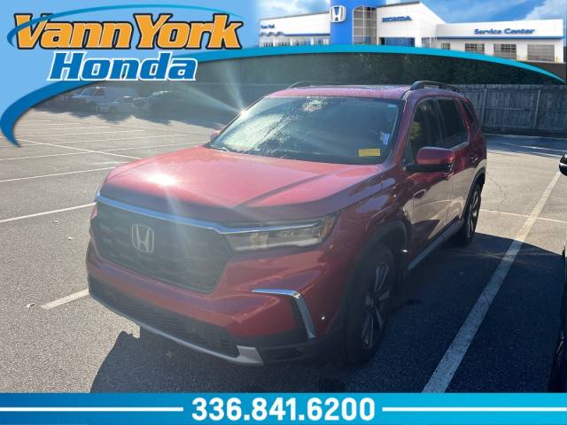 2023 Honda Pilot Touring — SUV — 32,392 mi — High Point, NC