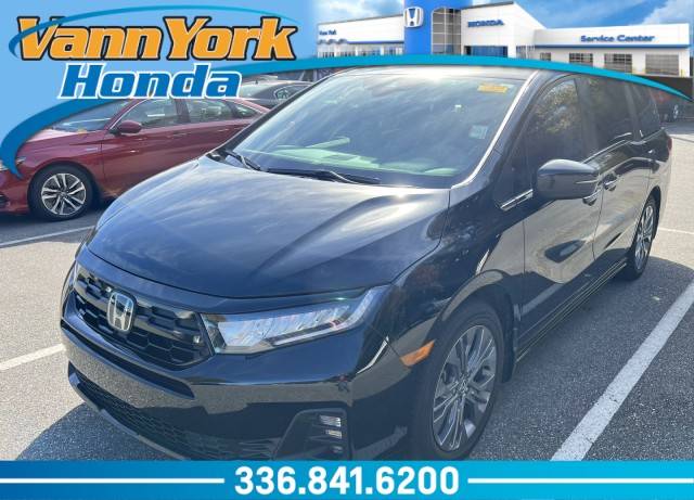 2025 Honda Odyssey Touring — Minivan — 9,772 mi — High Point, NC