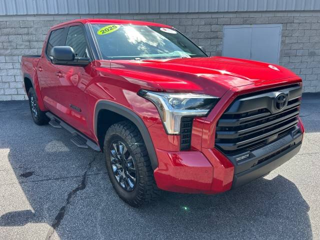 2025 Toyota Tundra SR5 — Pickup Truck — 561 mi — High Point, NC