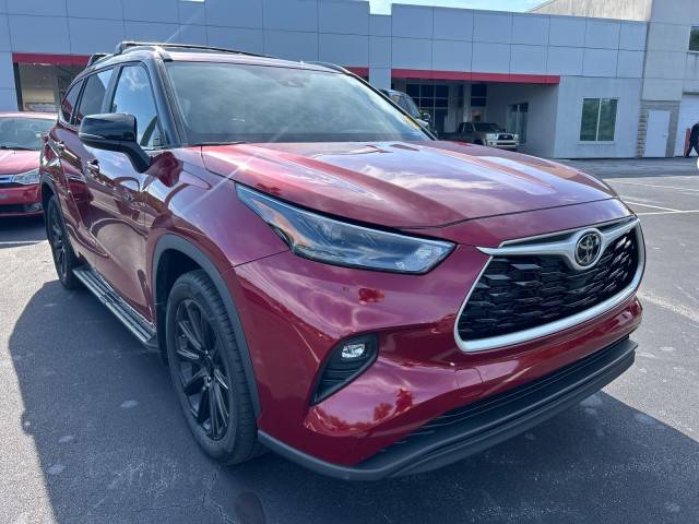 2023 Toyota Highlander XLE — SUV — 19,085 mi — High Point, NC