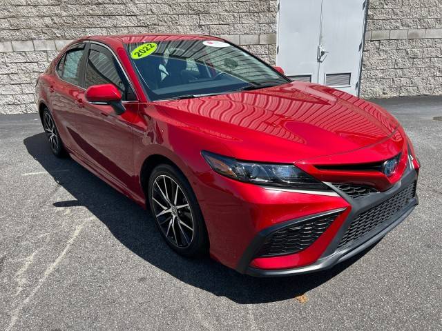 2022 Toyota Camry Hybrid SE — Sedan — 46,886 mi — High Point, NC
