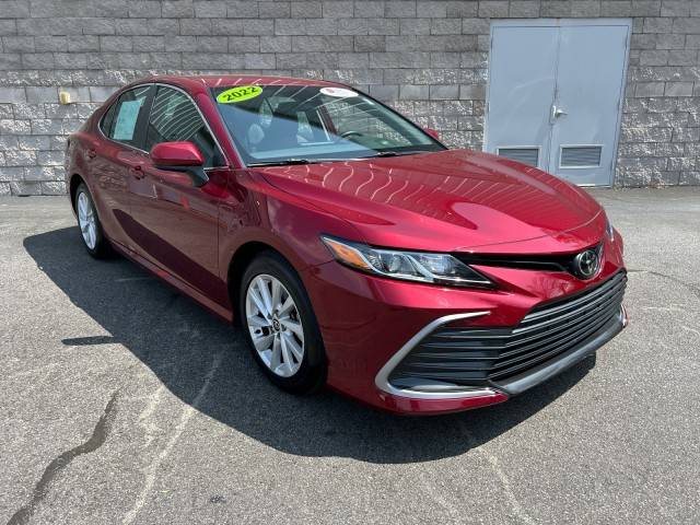 2022 Toyota Camry LE — Sedan — 27,816 mi — High Point, NC