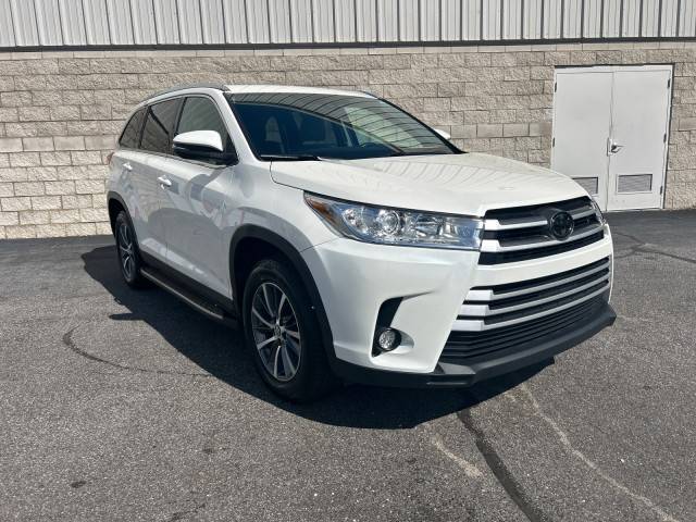 2019 Toyota Highlander XLE — SUV — 93,630 mi — High Point, NC