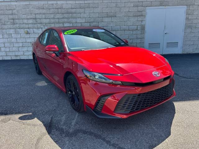 2025 Toyota Camry SE — Sedan — 3,628 mi — High Point, NC