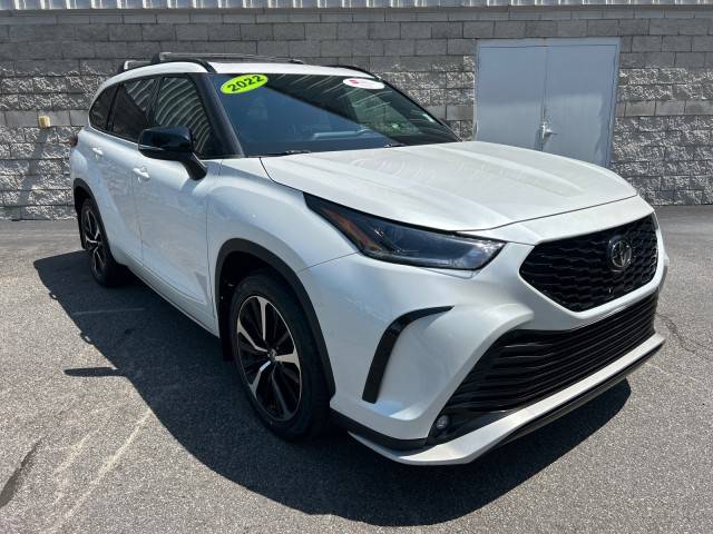 2022 Toyota Highlander XSE — SUV — 29,699 mi — High Point, NC