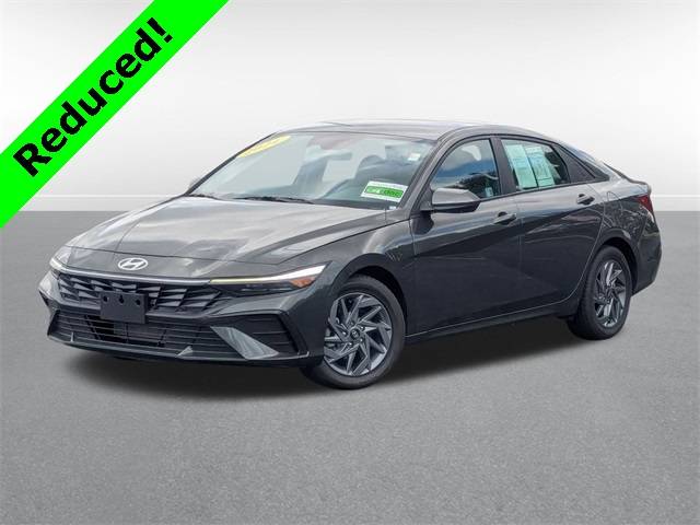 2024 Hyundai Elantra SEL — Sedan — 16,094 mi — Monroe, MI