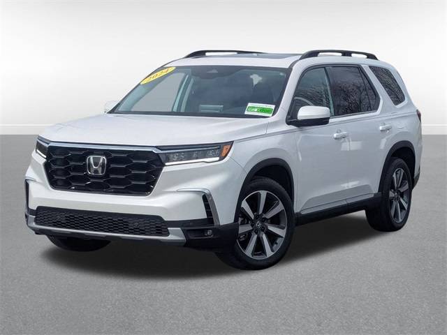 2024 Honda Pilot Touring — SUV — 10,024 mi — Monroe, MI