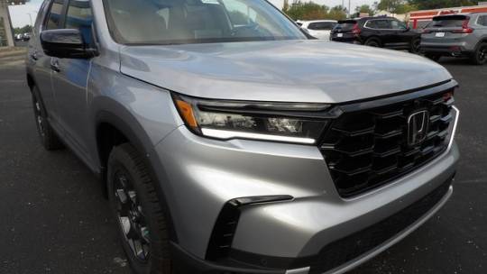 2025 Honda Pilot TrailSport — SUV — 3,191 mi — Muncie, IN