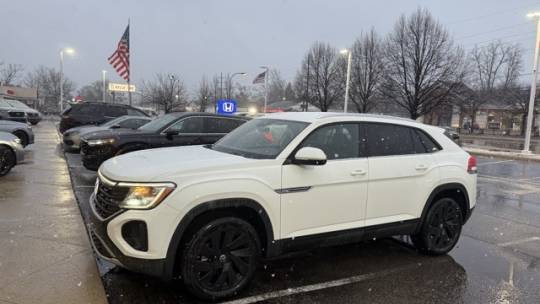2024 Volkswagen Atlas Cross Sport SE with Technology — SUV — 11,390 mi — Plymouth, MI