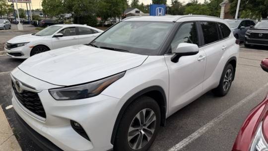 2023 Toyota Highlander XLE