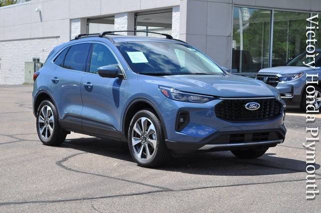 2024 Ford Escape Platinum — SUV — 7,625 mi — Plymouth, MI