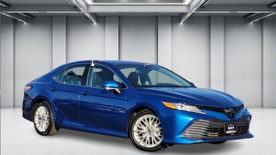 2019 Toyota Camry XLE — Sedan — 22,160 mi — Visalia, CA