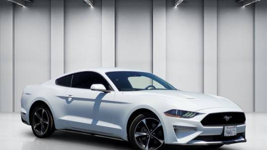 2021 Ford Mustang EcoBoost