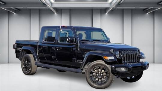 2023 Jeep Gladiator High Altitude — Pickup Truck — 26,110 mi — Visalia, CA