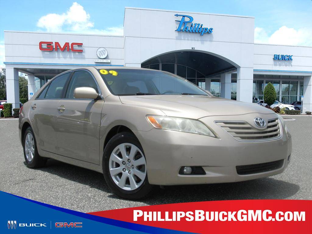 2009 Toyota Camry XLE — Sedan — 108,006 mi — Fruitland Park, FL