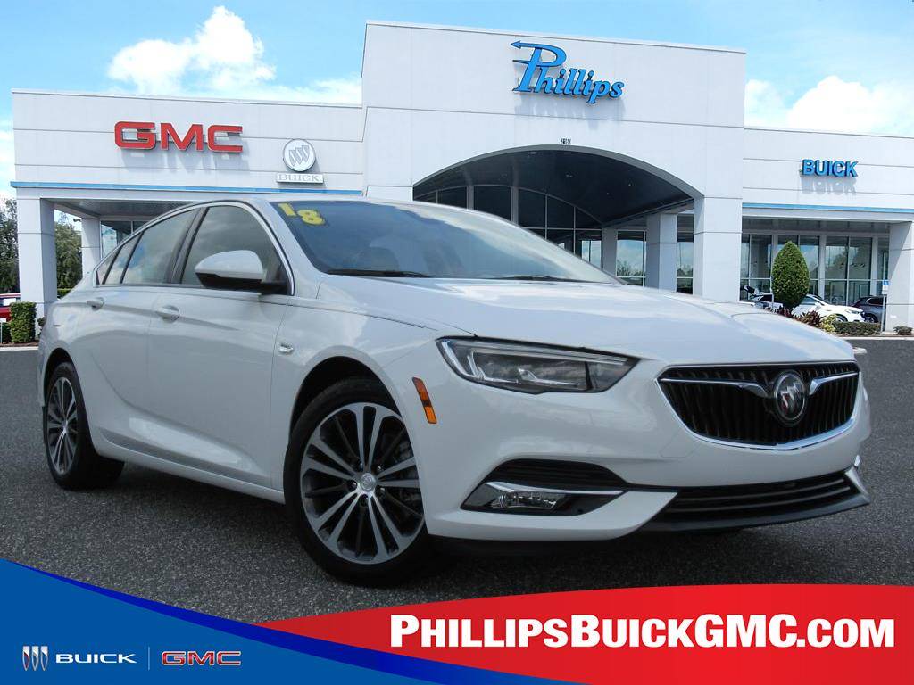2018 Buick Regal Sportback Essence — Hatchback — 2,527 mi — Fruitland Park, FL