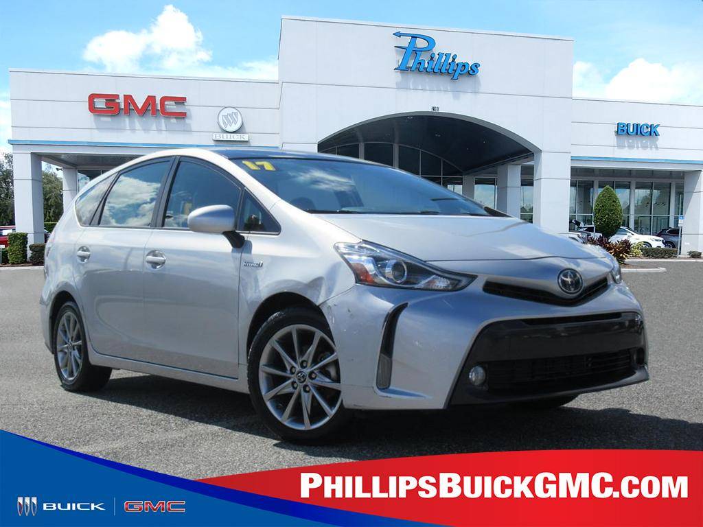 2017 Toyota Prius v Five — Wagon — 29,568 mi — Fruitland Park, FL