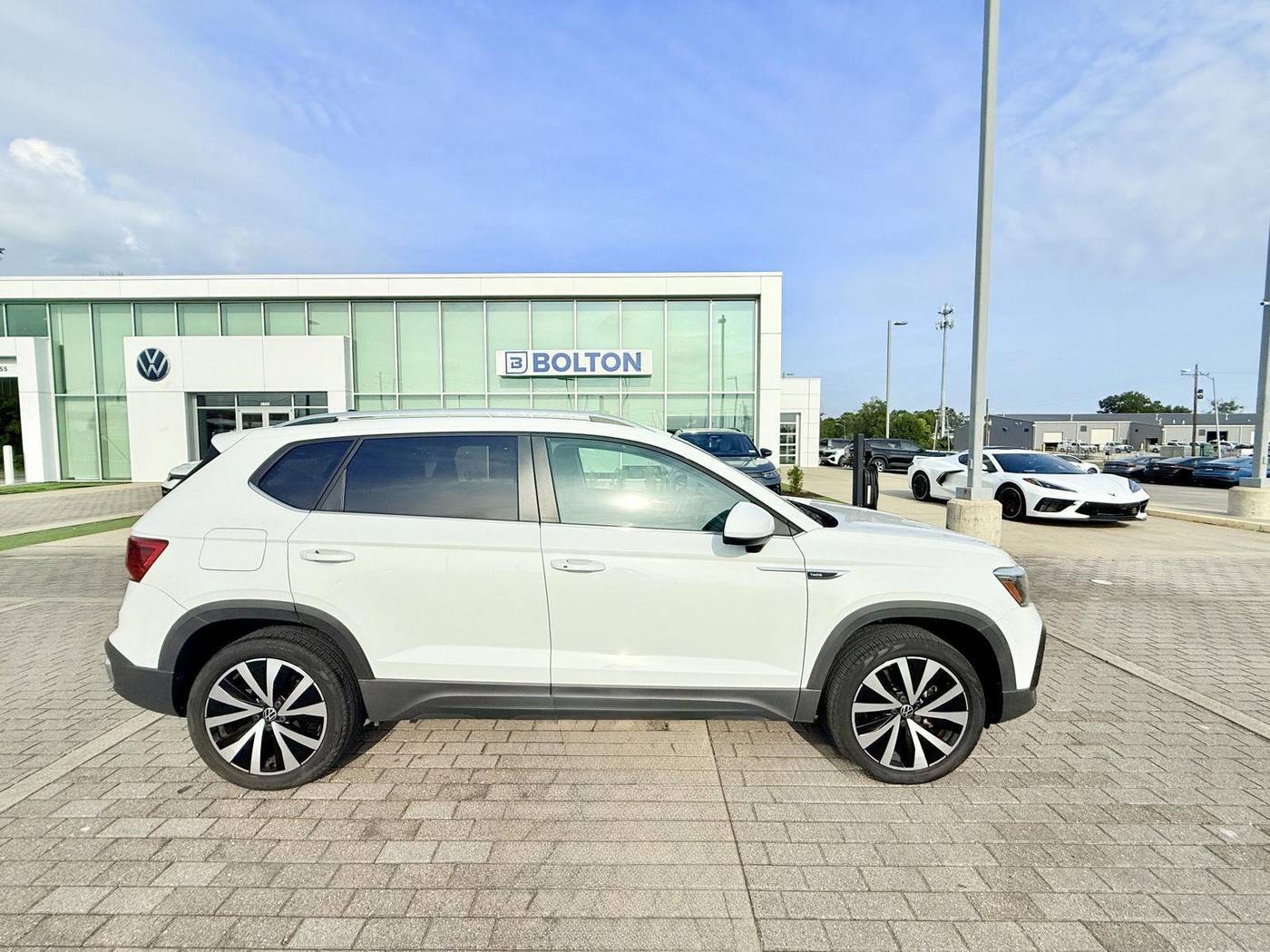 2022 Volkswagen Taos SE — SUV — 26,225 mi — Lake Charles, LA