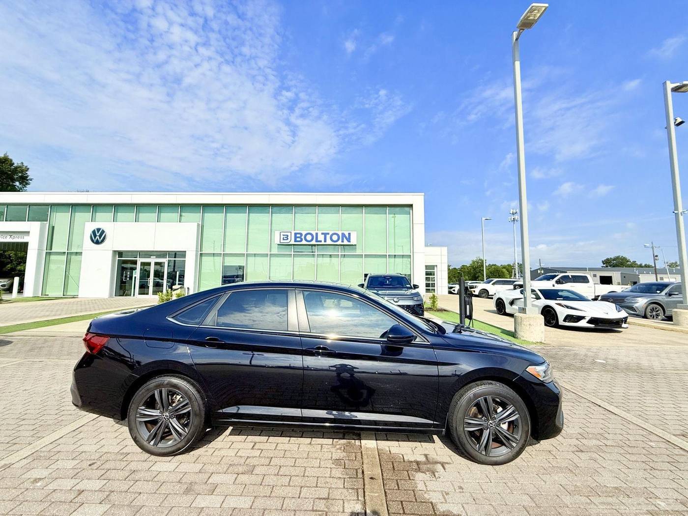 2023 Volkswagen Jetta SE — Sedan — 18,564 mi — Lake Charles, LA