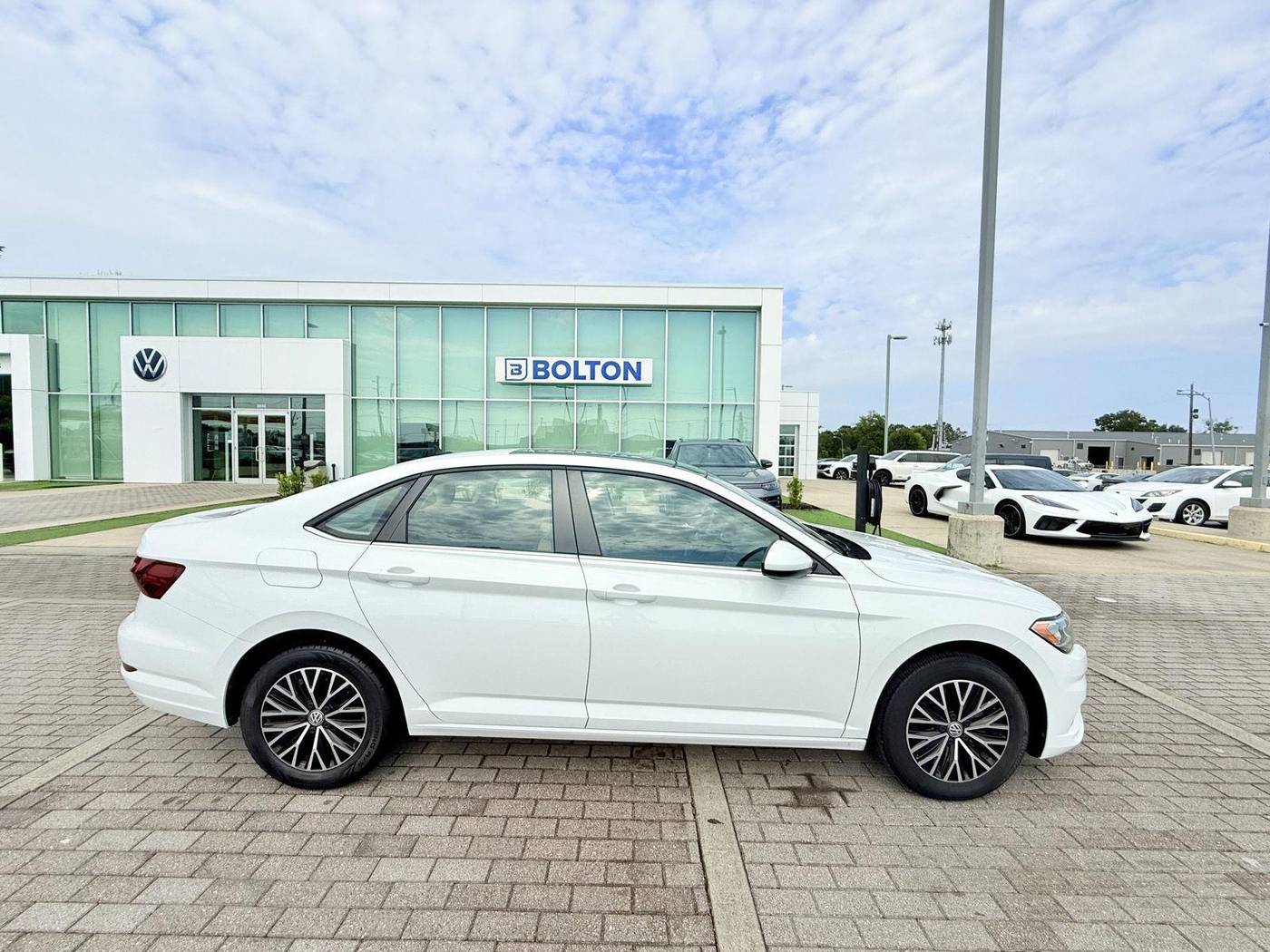2021 Volkswagen Jetta SE — Sedan — 26,159 mi — Lake Charles, LA