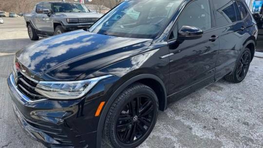 2022 Volkswagen Tiguan SE R-Line Black — SUV — 31,618 mi — Old Saybrook, CT