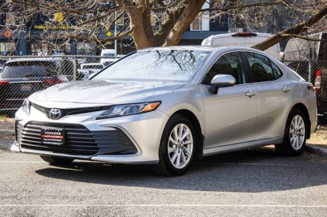 2022 Toyota Camry LE — Sedan — 9,466 mi — Yonkers, NY