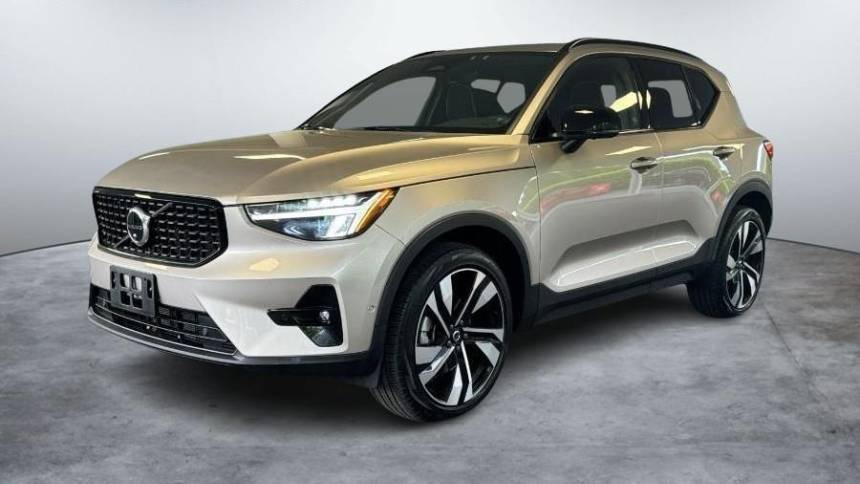 2023 Volvo XC40 Ultimate — SUV — 13,260 mi — Yonkers, NY